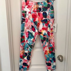ZYIA Floral Light N Tight pocket Capri size Meduim